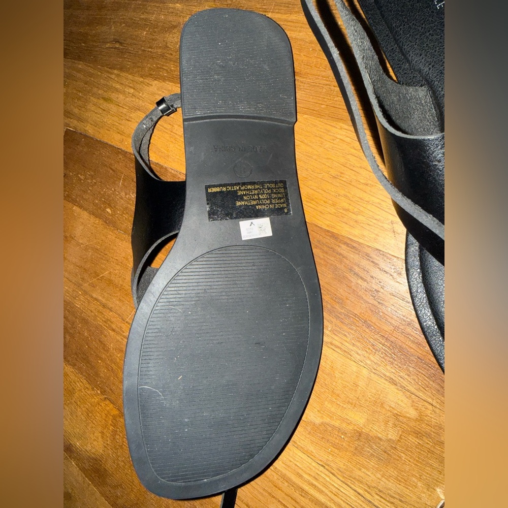 American Eagle Outfitters Black Leather Lace-Up Thong Sandals - Picture 3 of 3